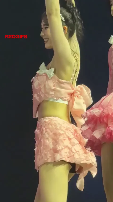 STAYC Isa's Slutty Pink Skirt Tease - Kpop Ass Worship