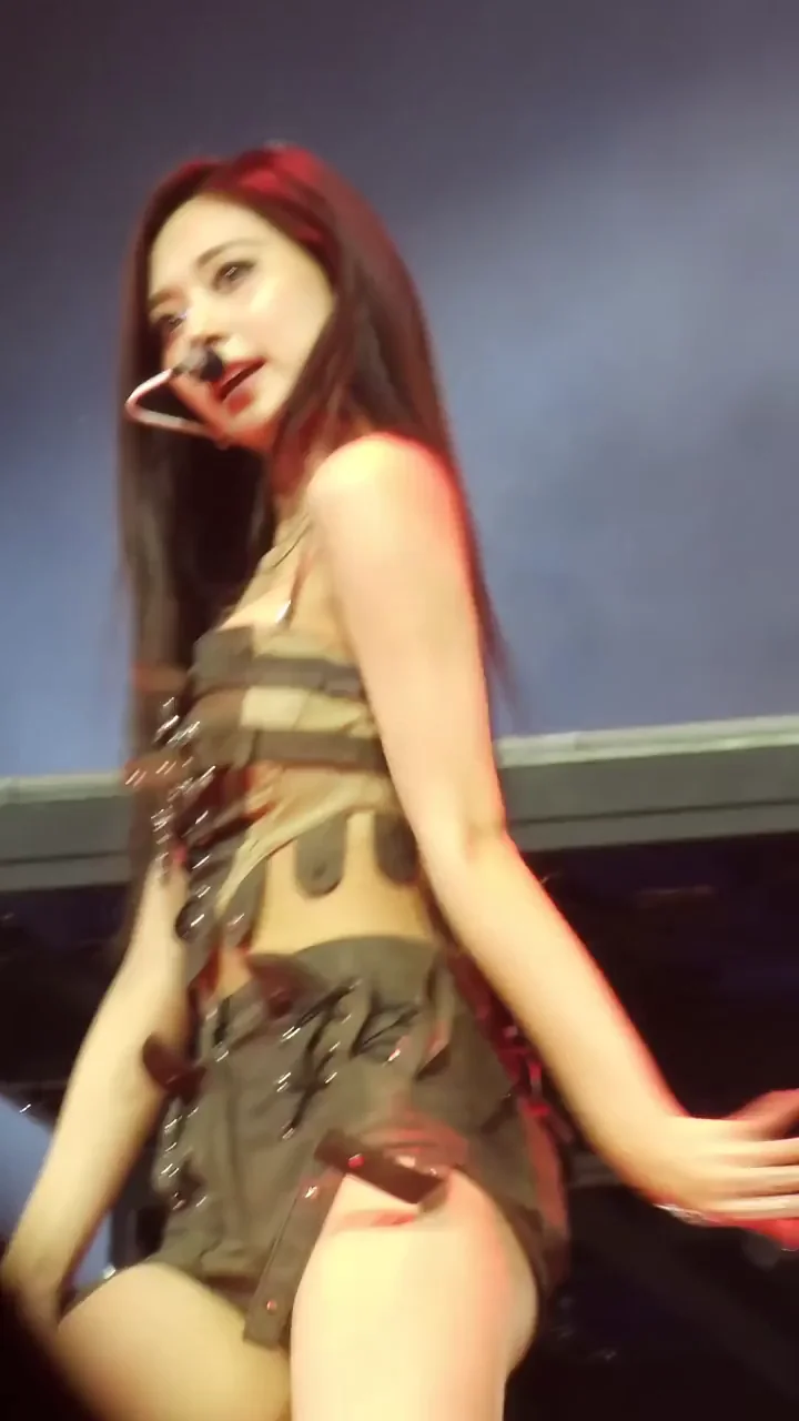 TWICE - Tzuyu