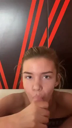 Desperate College Teen Slurps Cock Hungrily 💦🍆
