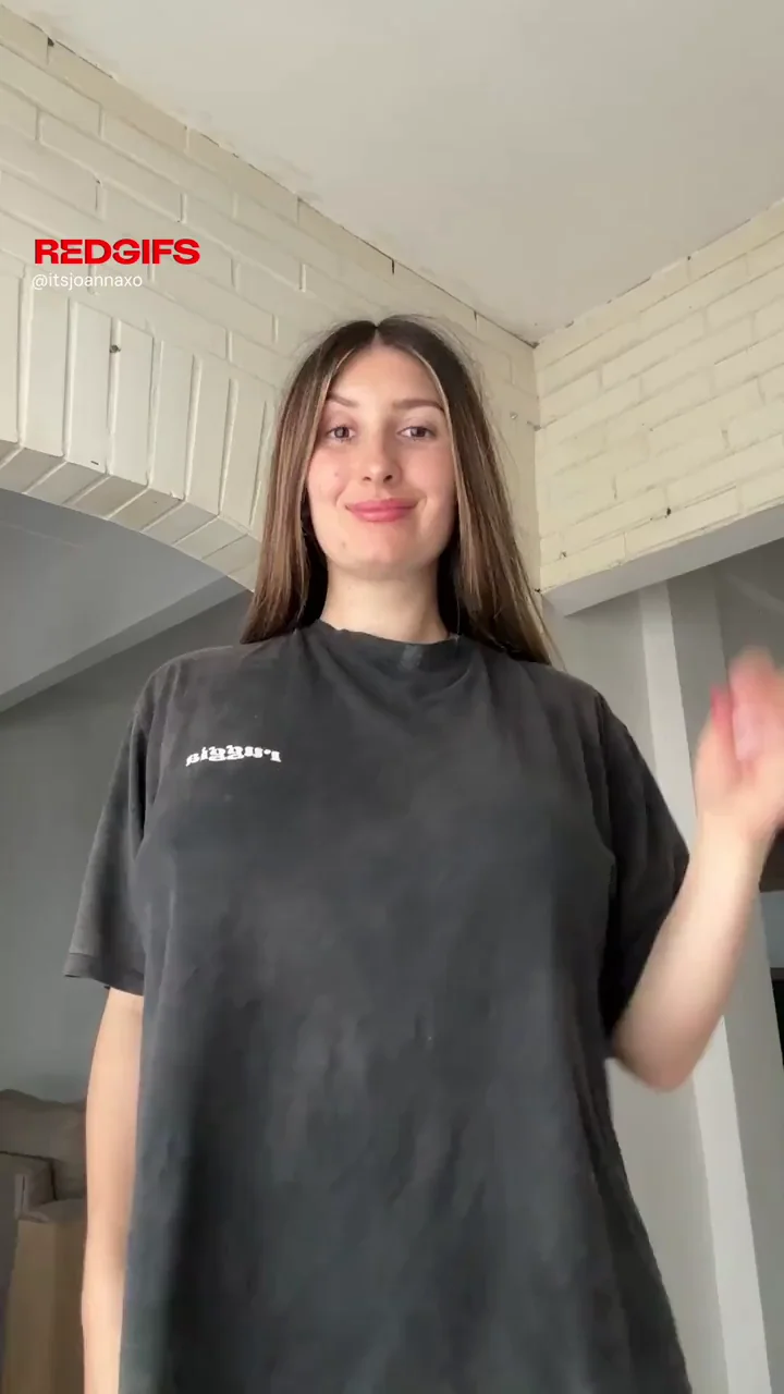 Mom of 1 with a perky pair of tits