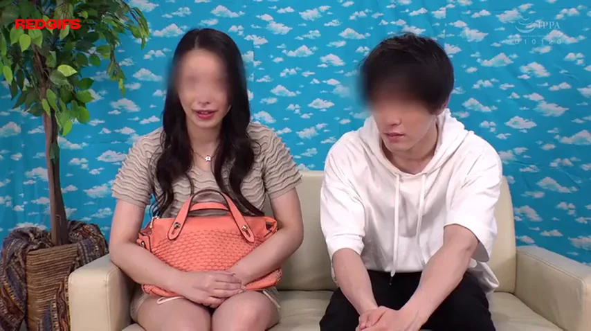 💦 RCTD-484: Can Sons Resist Horny Mom's Million-Yen BJ Challenge? 🍆👅