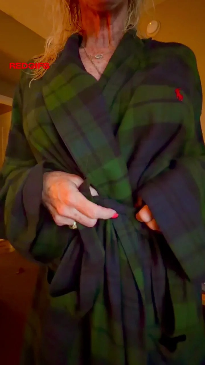 Release the boobs