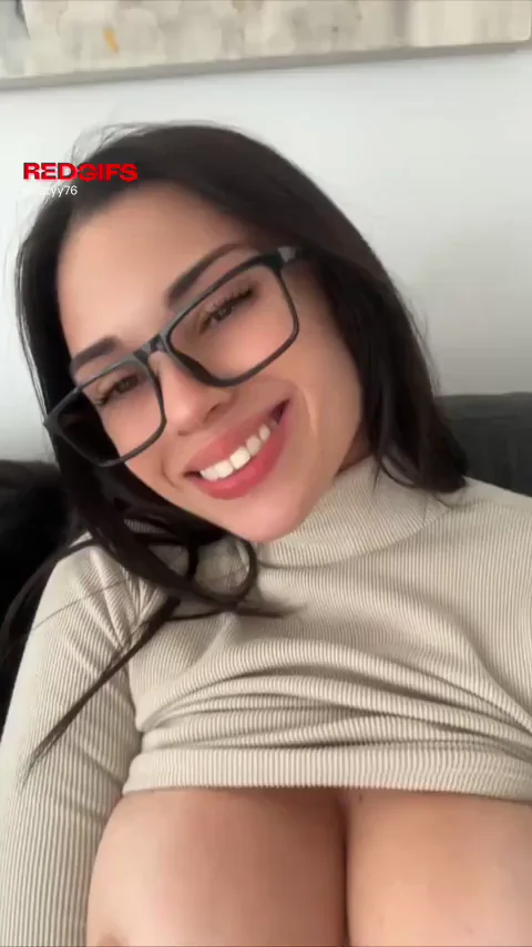 My tits and nipples hate bras