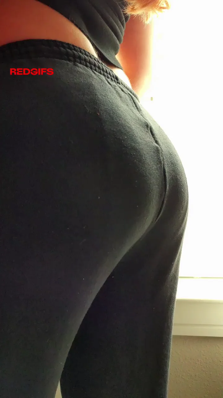 This booty pops for you