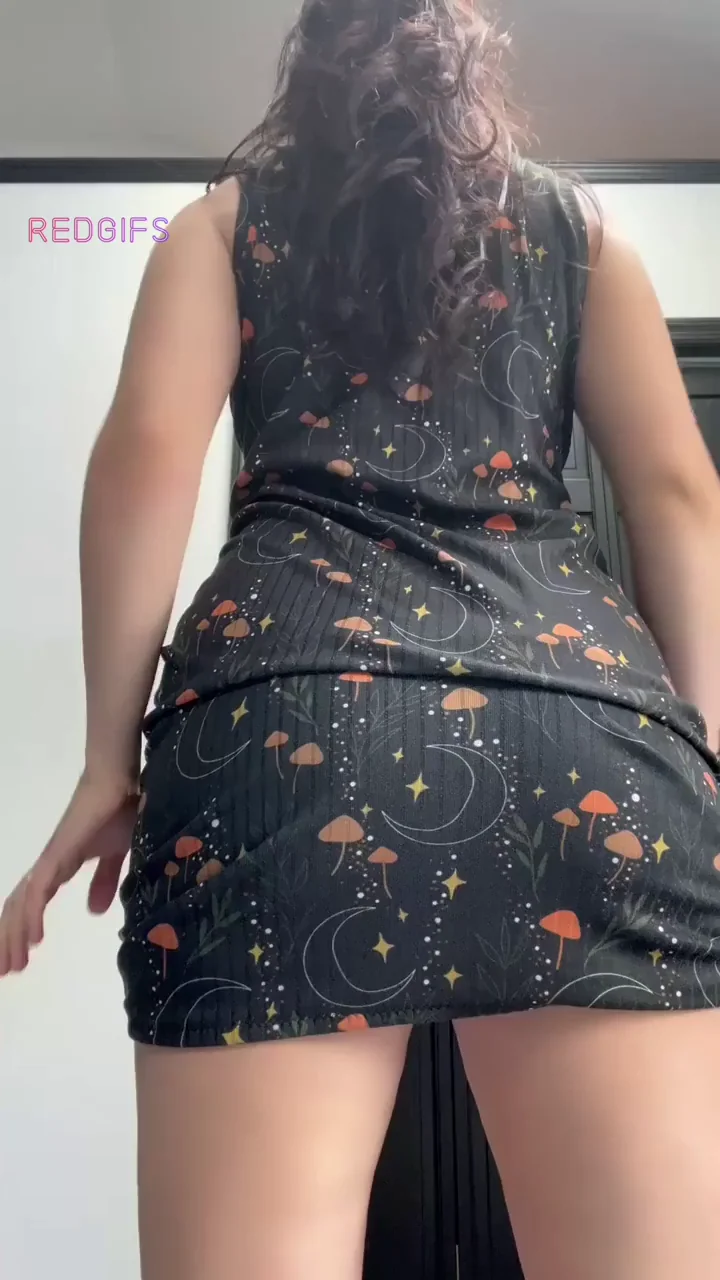 No Panties PAWG Teases Under Starry Dress 🍑✨
