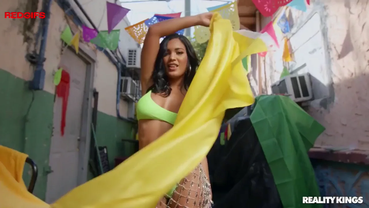 [/r/NSFWBliss] Alina Belle - Brazilian Bombshell