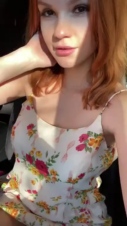 Undressing in the car when my boyfriend can't see