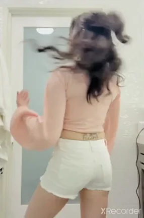 Cute lil bathroom strip