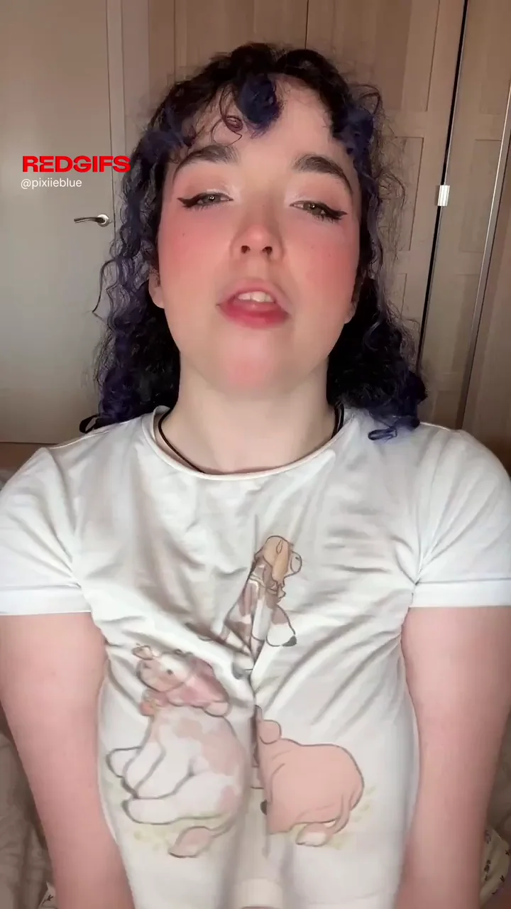 I hope I look silly enough to make you horny 🥵