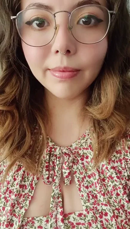 No Bra Slut Glasses Girl Flashes Perky Tits 😈👓🍈🍈
