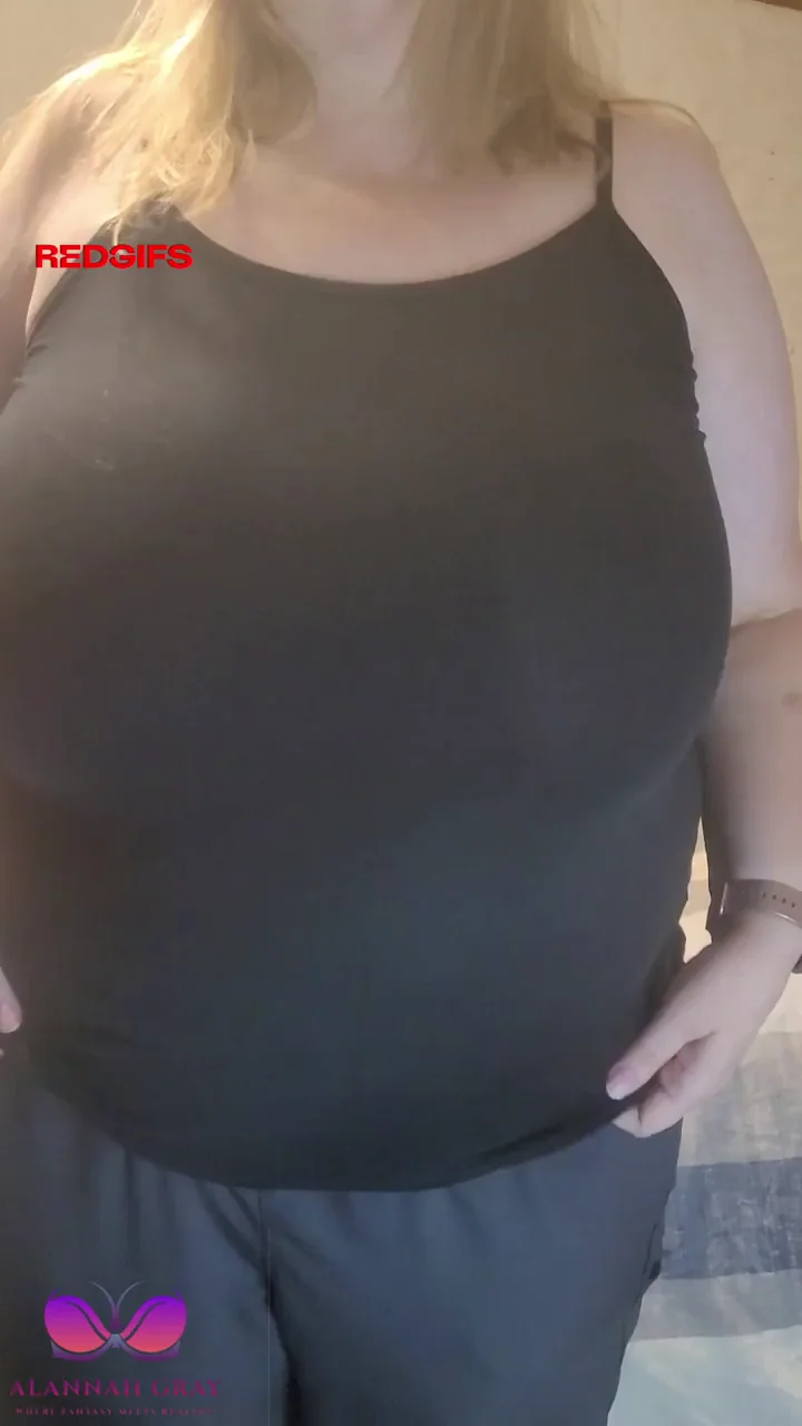 Mommy's Big Titty Reveal