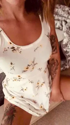 Horny Inked Mom Jills Her Wet Pussy 😈🔥