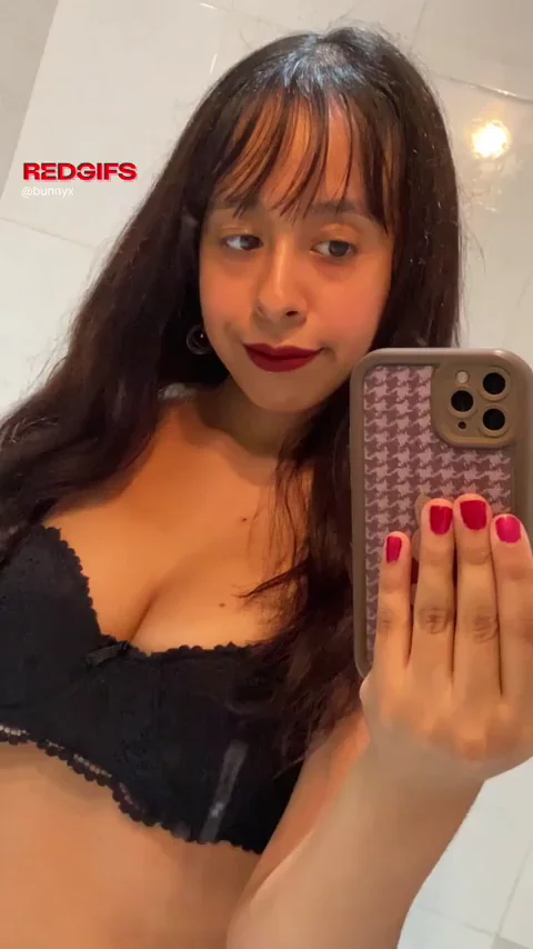 I want your opinion babe, sexy or average?