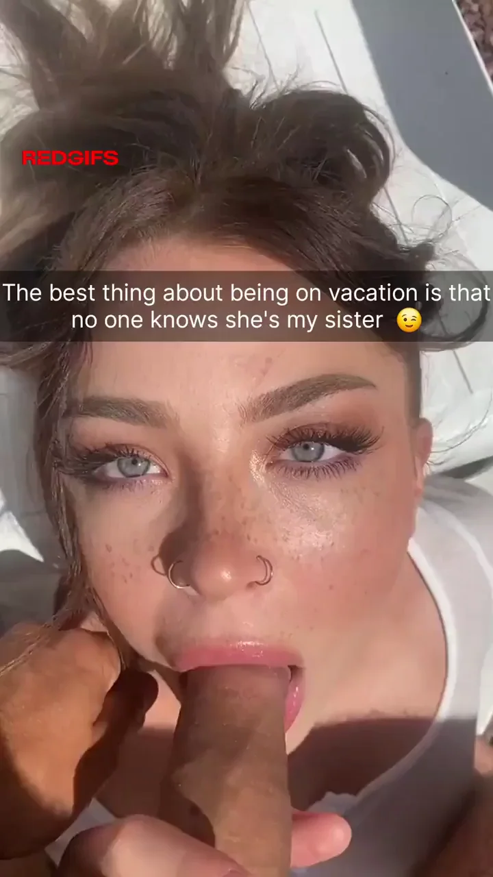 Vacation Dick-Sucking with Step Sis 😈🍆💦 No One Knows She's Mine!