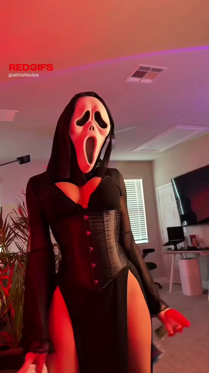 Ghostface Slut's Spooky On/Off Strip Tease