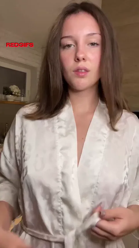 Cute Teen Slut Teases Tits 😍🔥 Don't Lick Yer Screen!