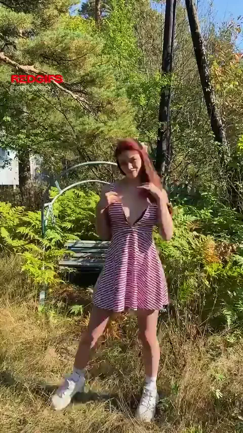 Redhead Strip-Tease Slut Drops Dress for Big-Tit Forest Flash