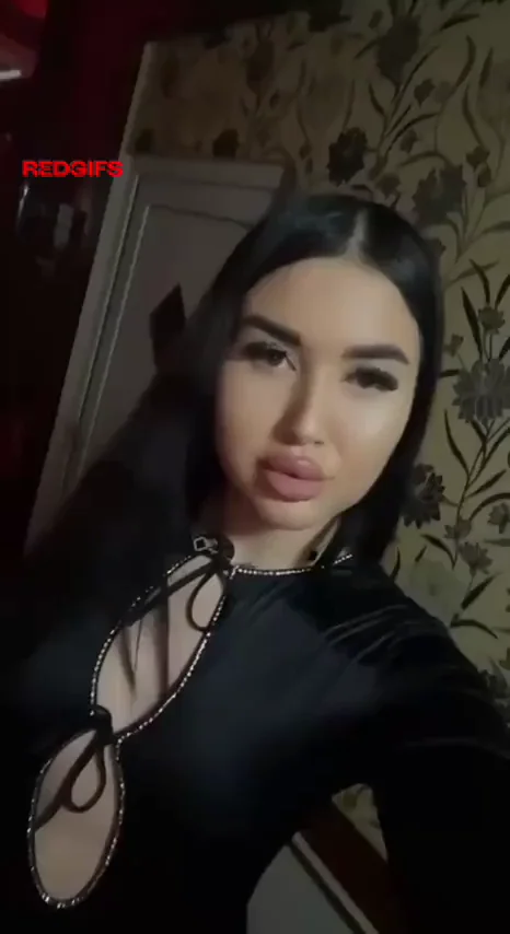 let me seduce you wotf my little pussy
