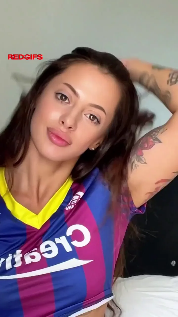 Cutest TikTok Slut Reveals Tiny Tits & Tats 😍🔥