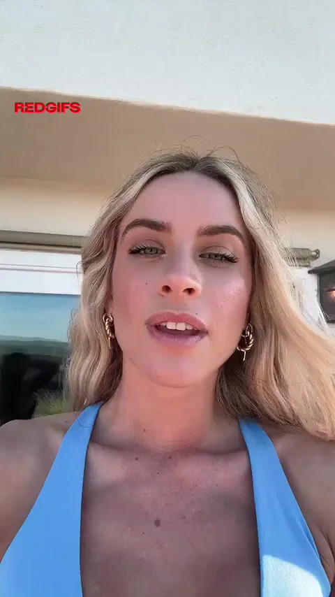Petite Blonde TikTok Slut Starts a Throat-Choking BJ Trend