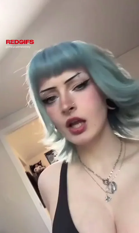 Baddest Goth TikTok Slut from the Block 💋🖤