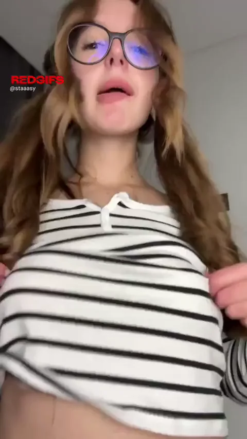 Amazing reveal from college girl