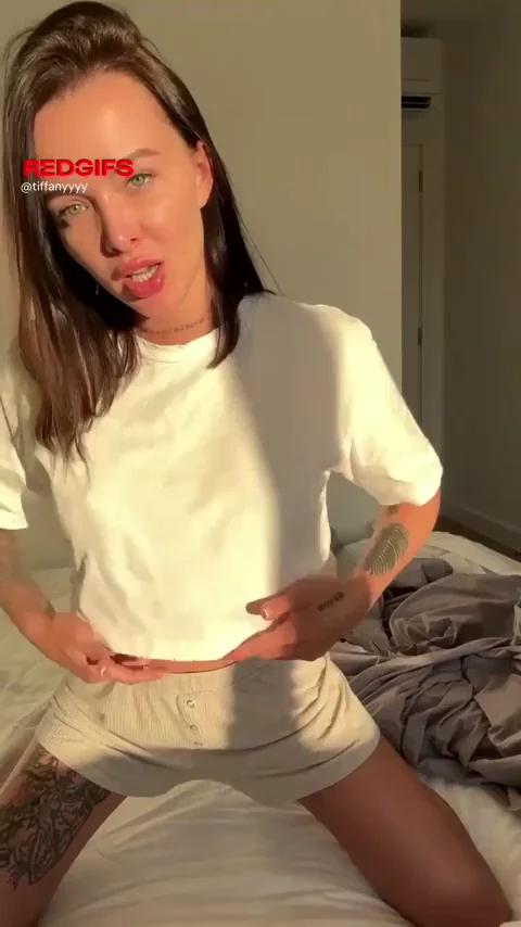 A perfect titty drop in the sun's rays