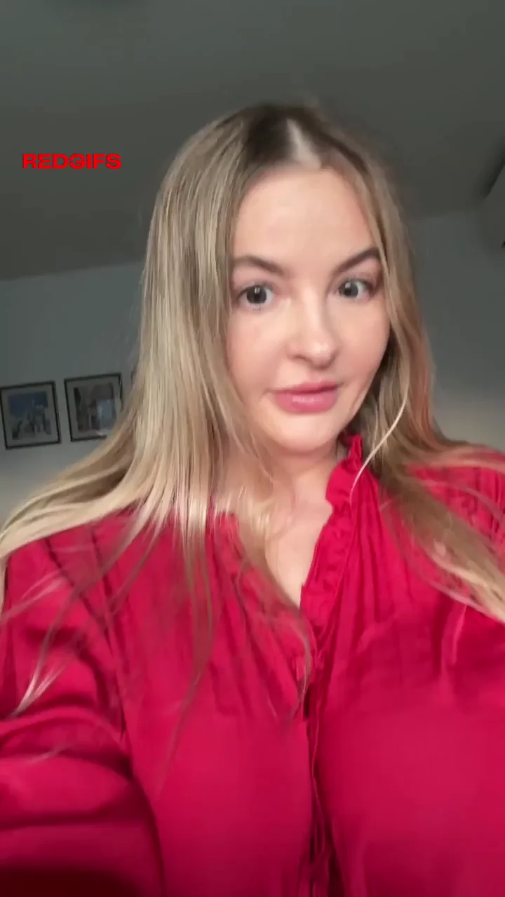 🔥 Perfect MILF Titty Drop Reveal? Massive Jugs Bounce Out! 🍈🍈