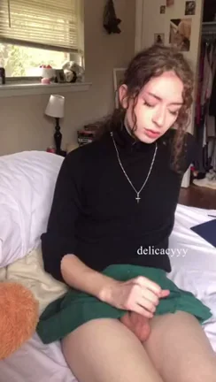 Trans Cutie Teases: 'Finish My Cock Off? 😈🍆💦'