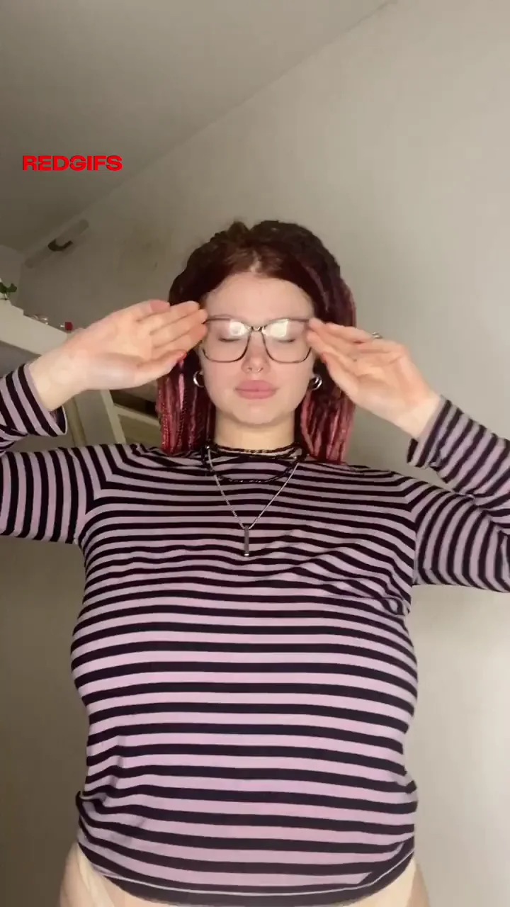 Nerdy Alt Babe's Massive Titty Drop Tease