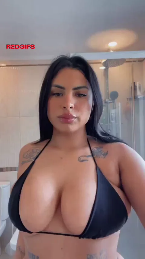 Solo bathroom reveal, just me and my ink