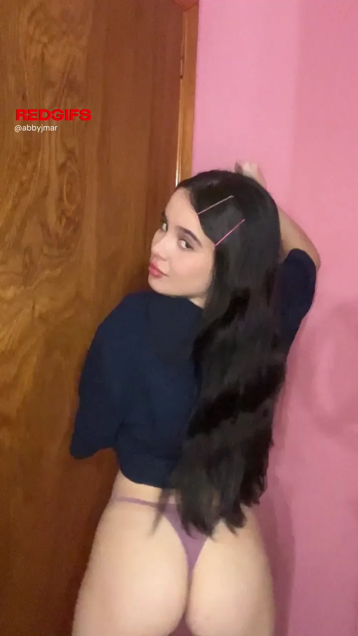 Do you like very restless little bottoms?