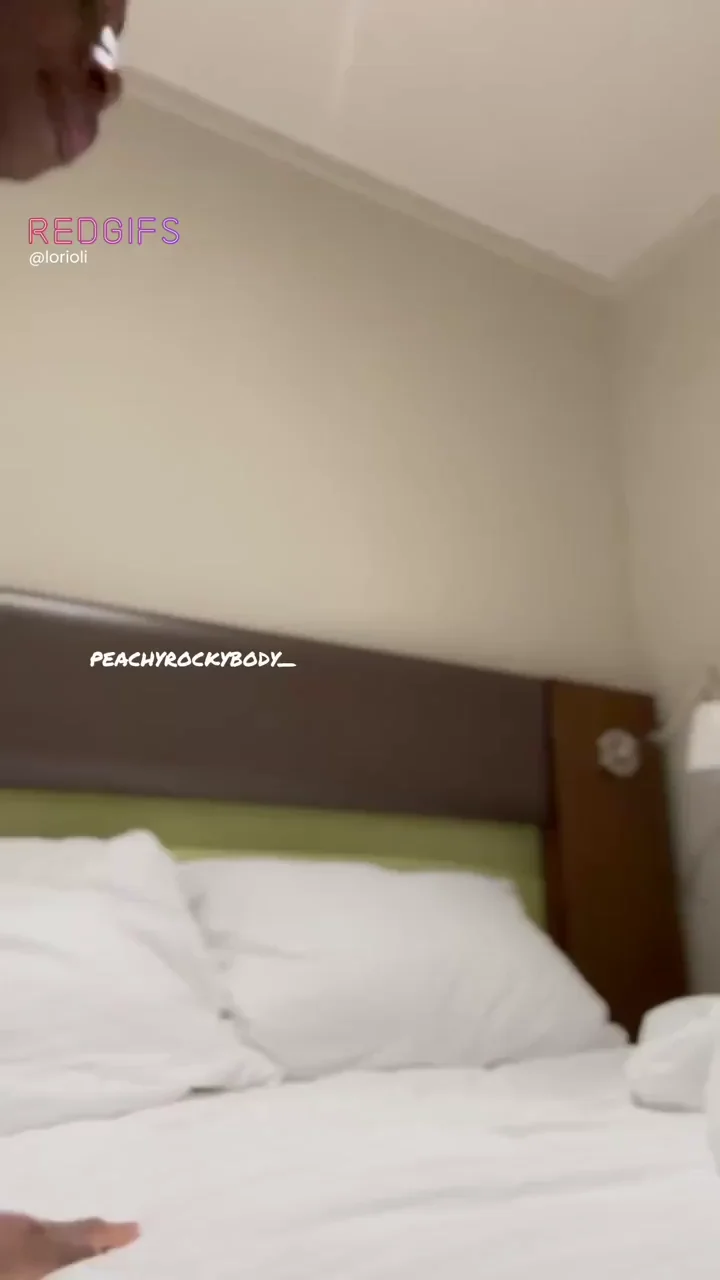 Let me get on top of you and twerk on your cock 🥵