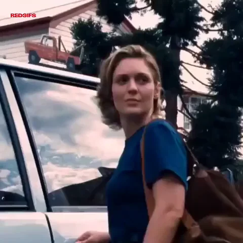 Tottie Goldsmith -- Fire s02e01 (1996)