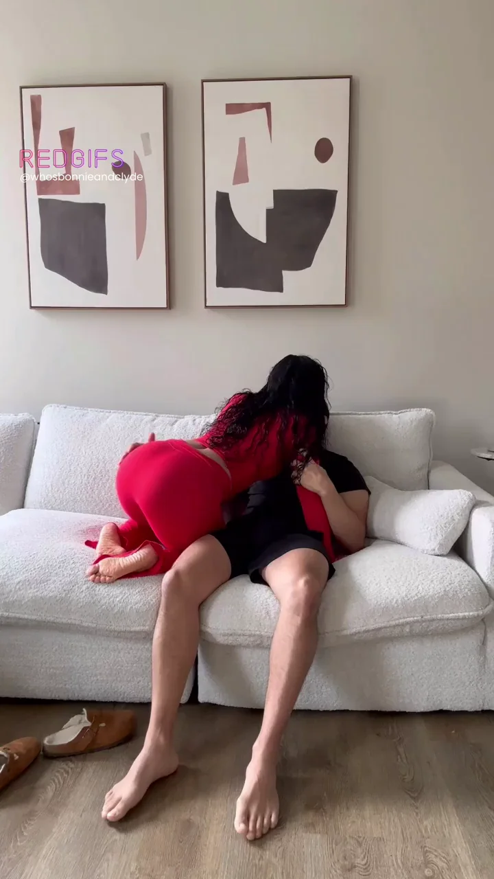 🔥 Latina Slut's Wild Couch Fuck Fest 💦🍑