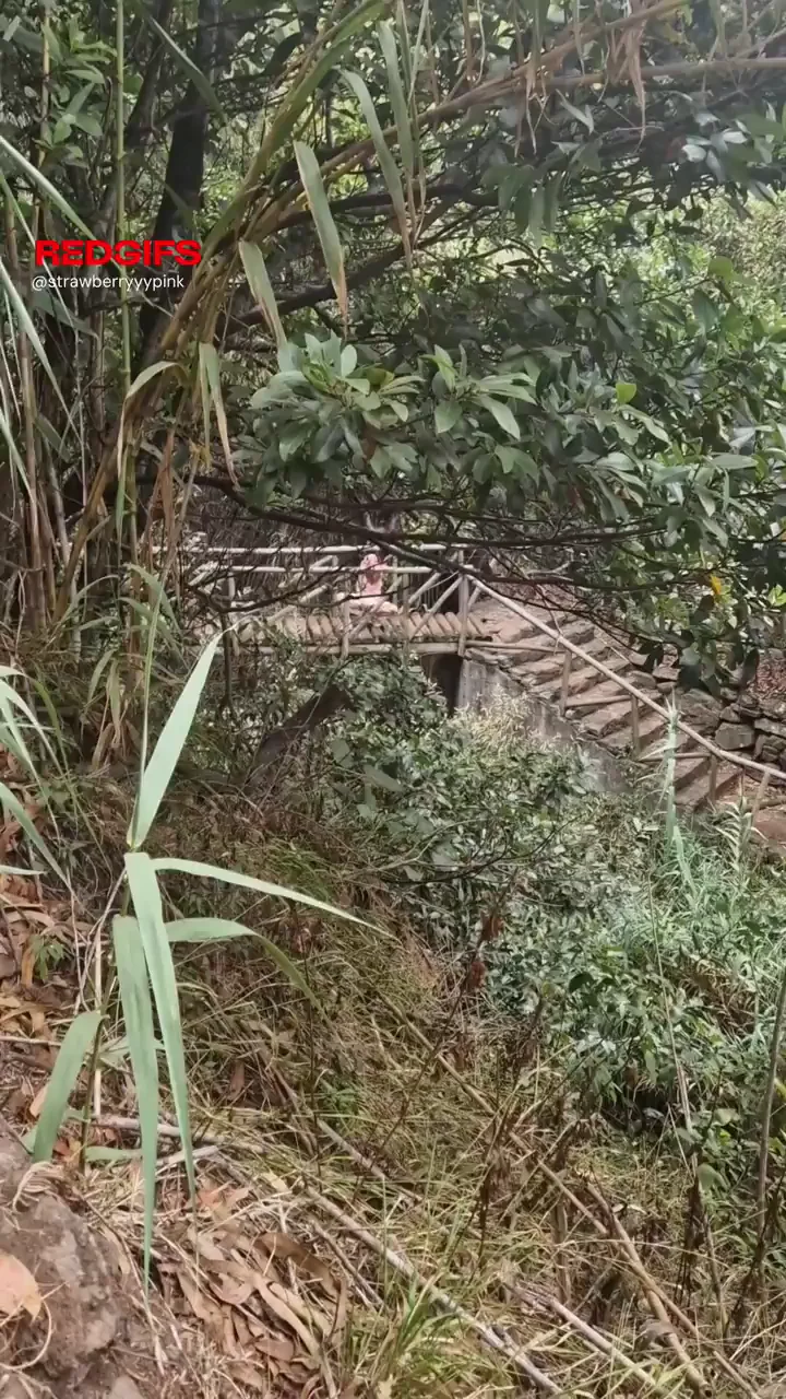 🔥 Caught Spying on Teen Slut Making Naughty Content in Public Jungle 🕵️‍♂️💦