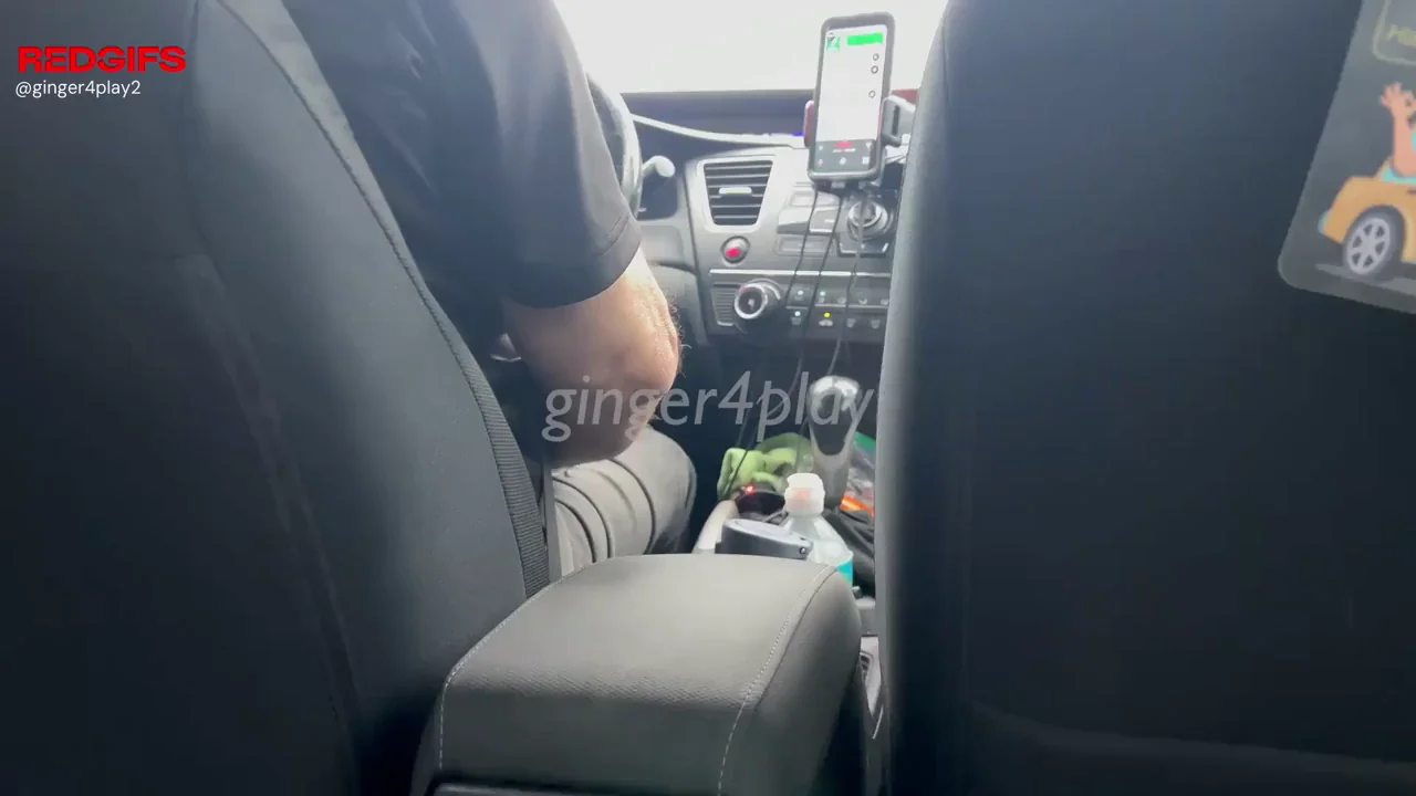 Ginger MILF's Backseat Blowbang: Driver Unfazed by Sloppy Throatpie