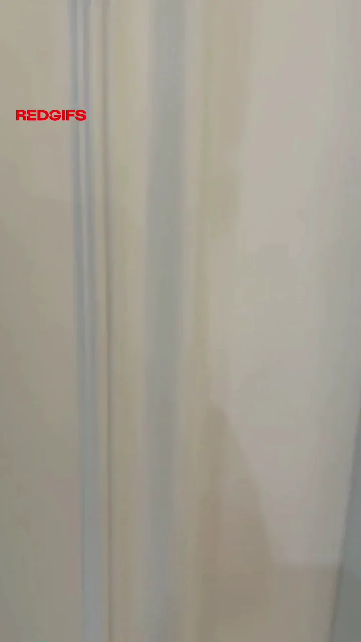 While My Girlfriend Was Sleeping, I Fucked Her Younger Sister