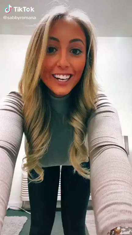 Tall & Busty