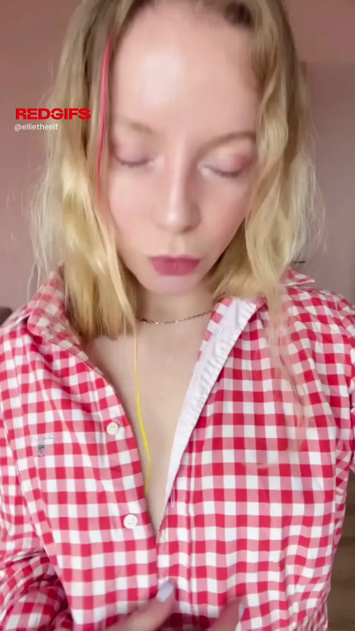Wld you date a girl with flat boobs?