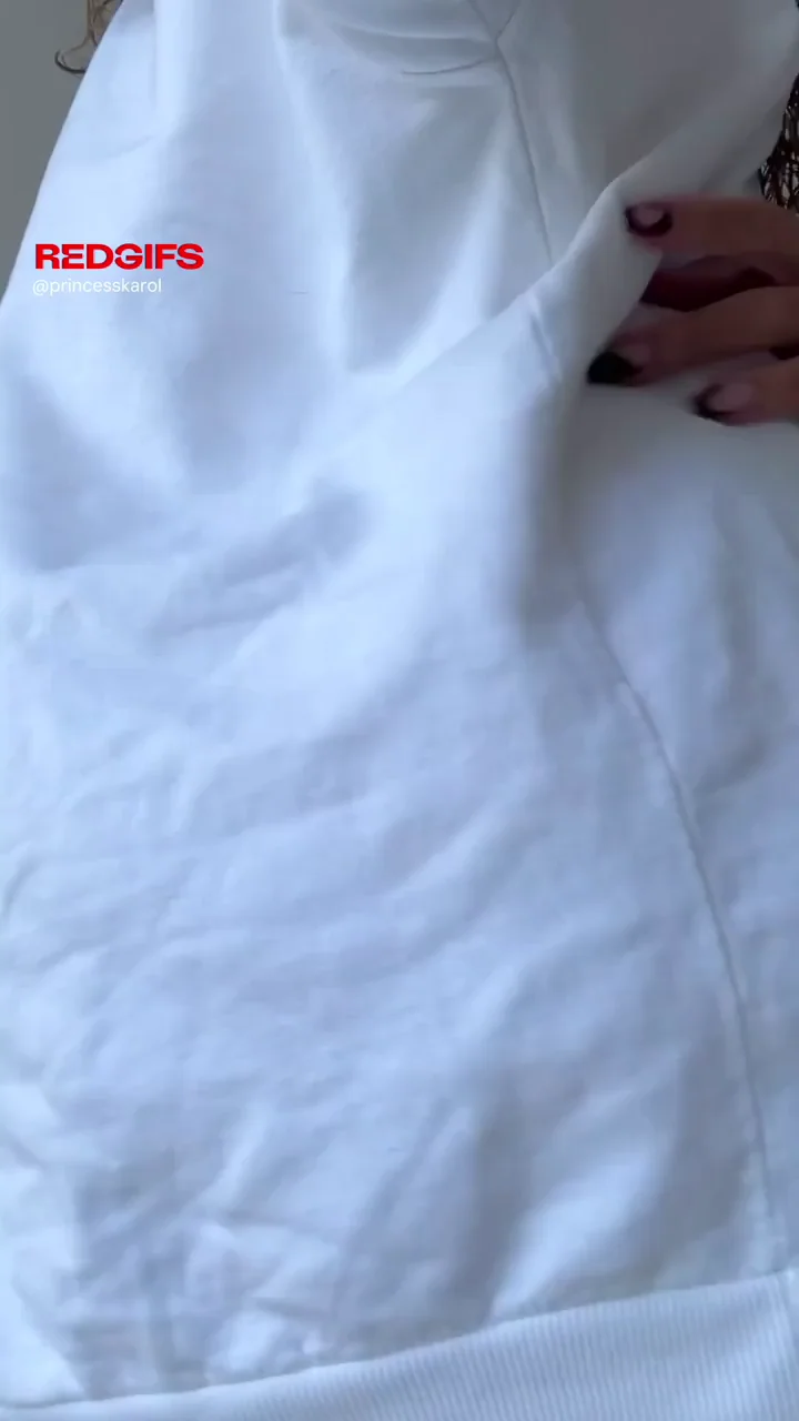 Every Step Slices That Bubble Butt 🍑🔥