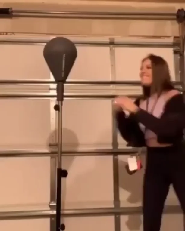 Garage Squab Jiggle Slut 💥🍑🔥