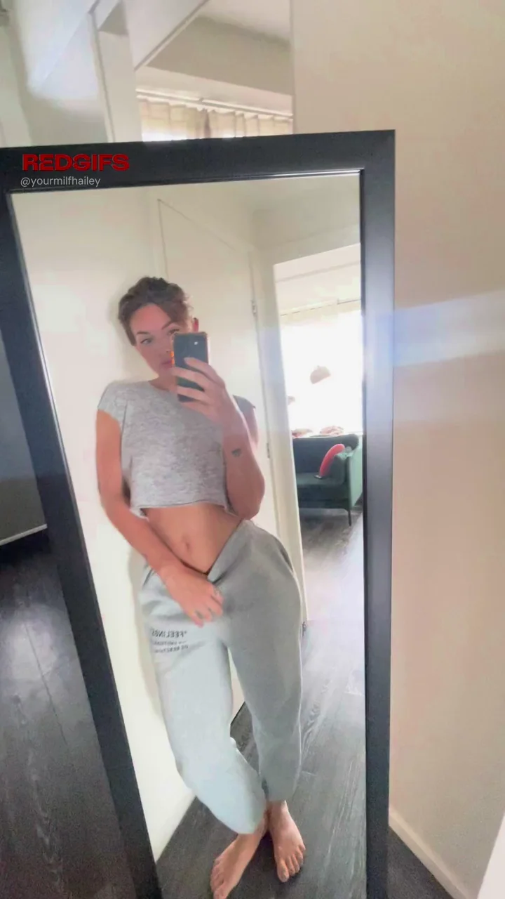 Playful MILF Tease in Mirror 👅💦 Who Dares to Play?