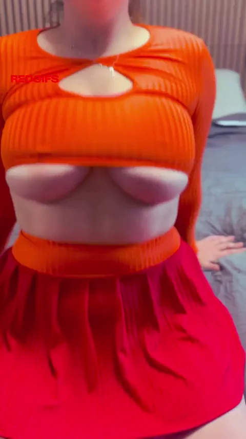 Jinkies! Velma is on the case