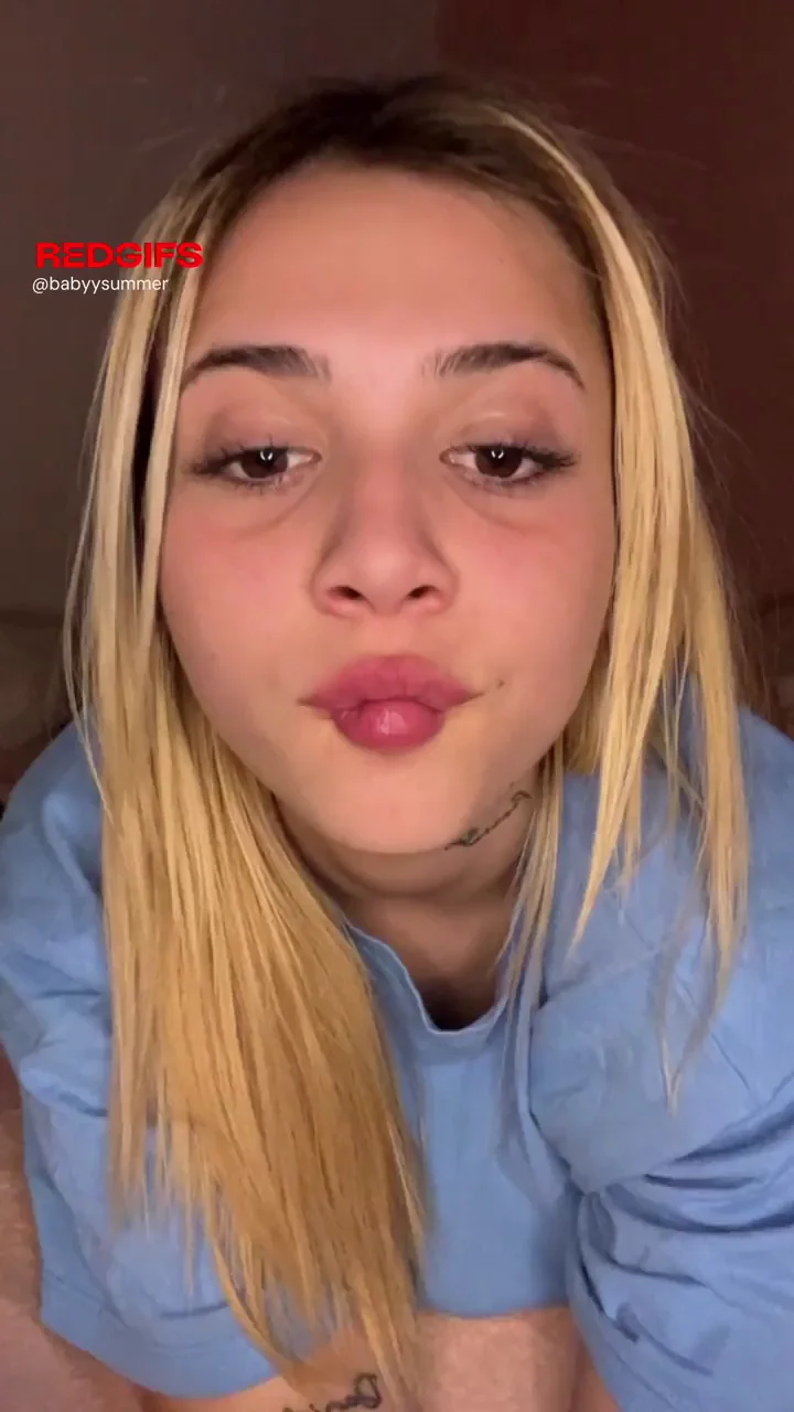 18yo Teen Slut Starves for a Fat Creampie Load