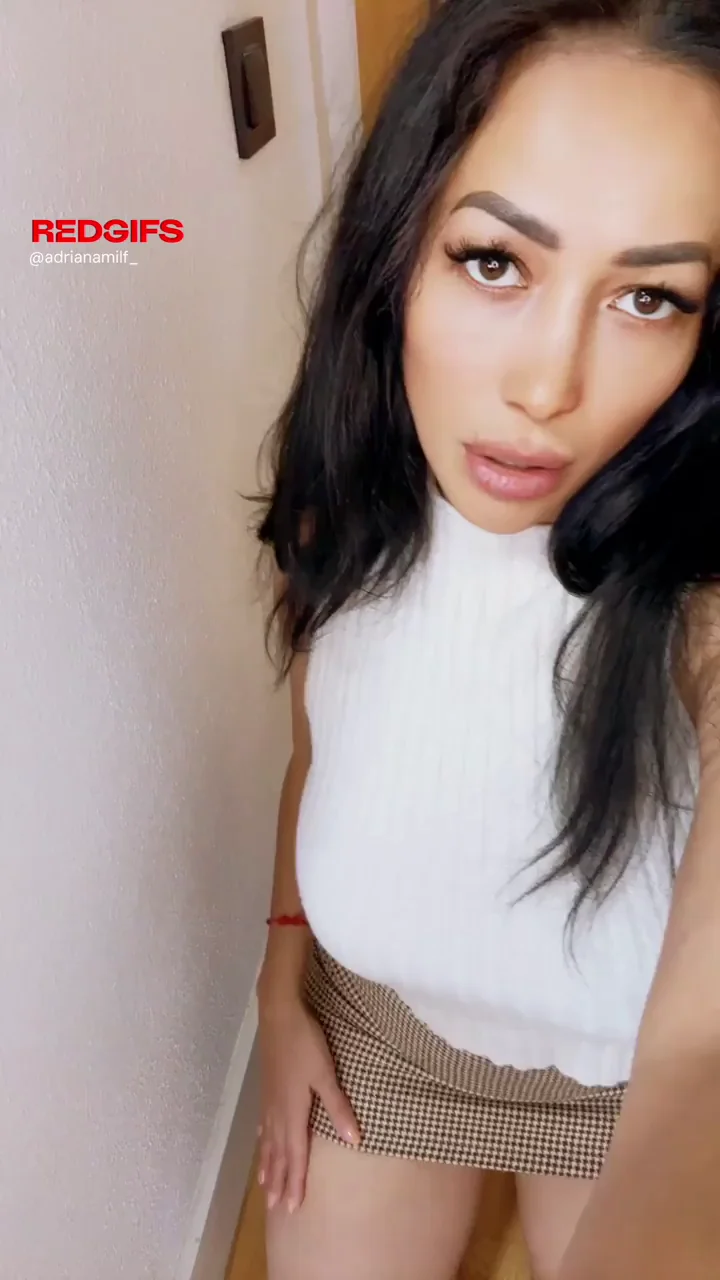 Ready to Jizz to This Sexy Latina Hotwife MILF? 💦🔥