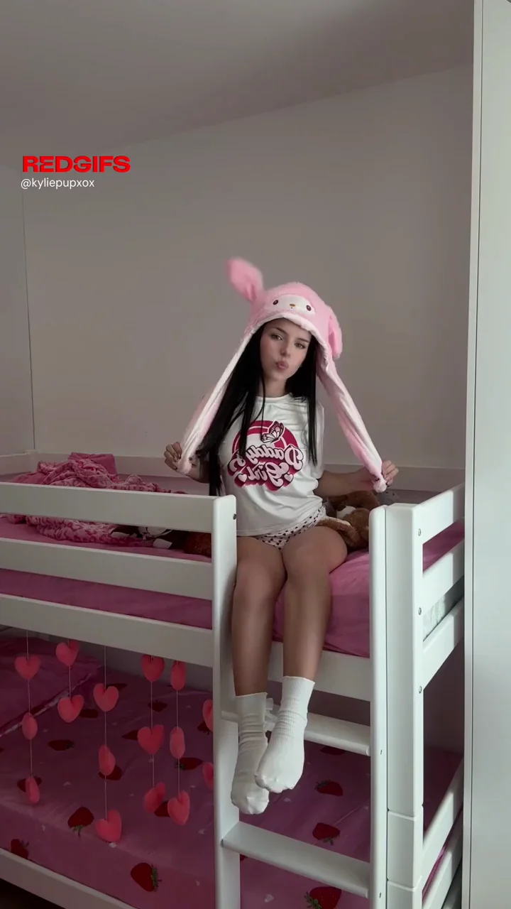 Petite Cutie in Pink Hat Begs: Worth My Cum Blast? 🍑💦