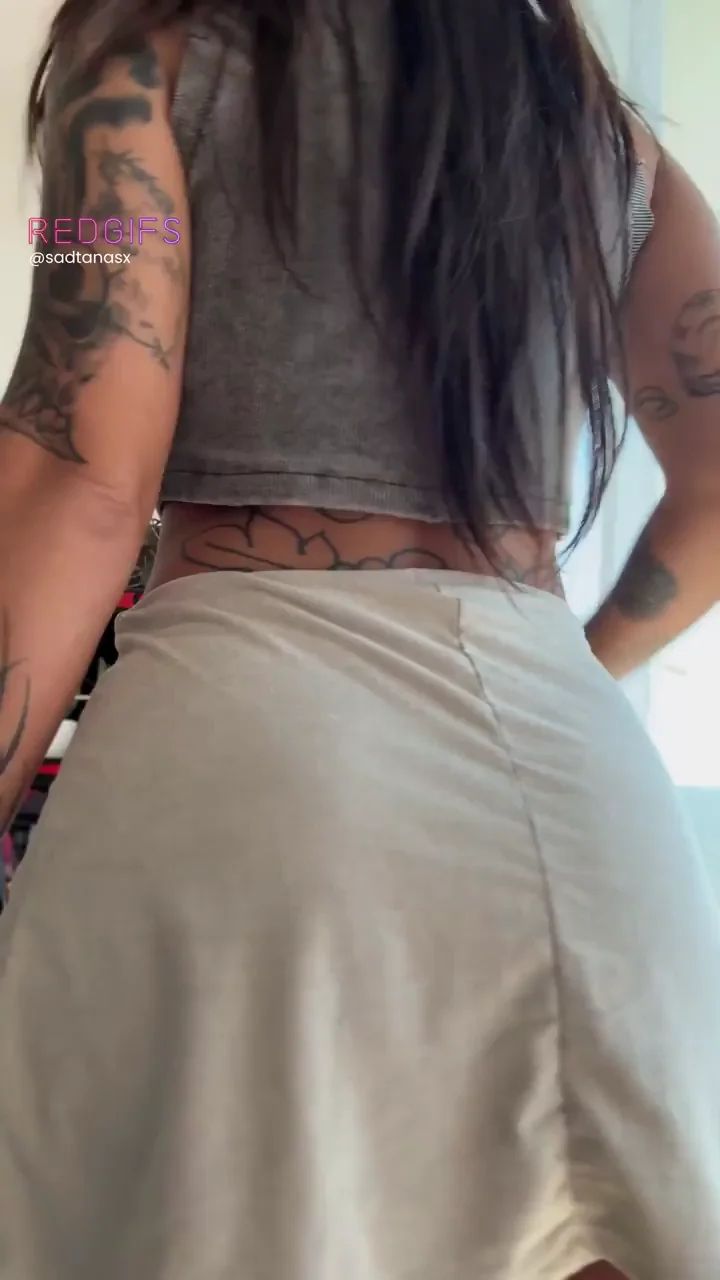what a 32yo ass looks like