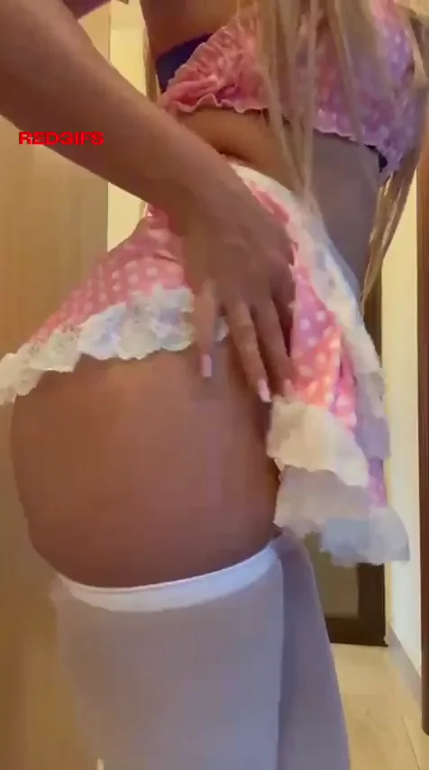 Blonde Babe's Forbidden Ass Tease Views! 🍑🔥❤️‍🔥