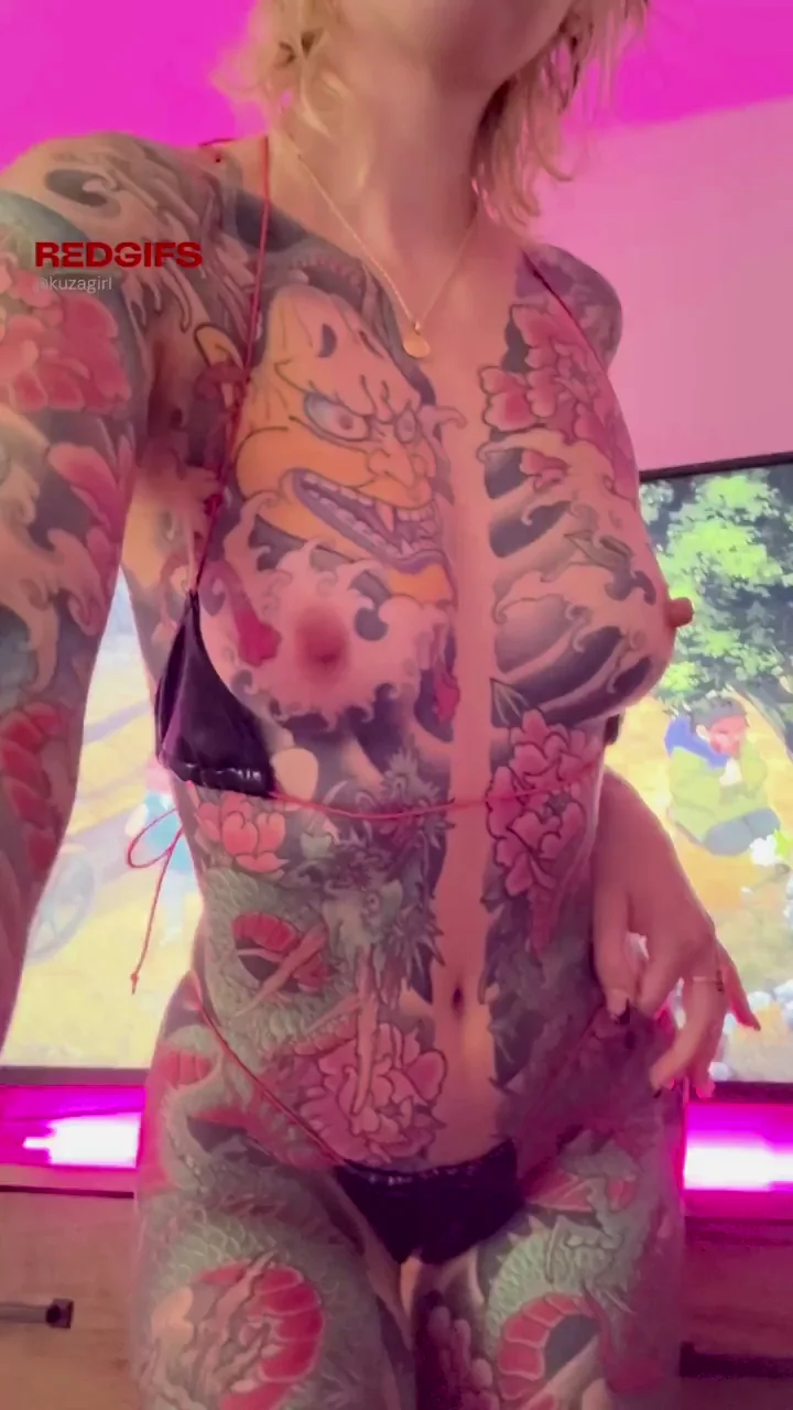 Tattooed Emo Babe Teases What's Next 😈🔥